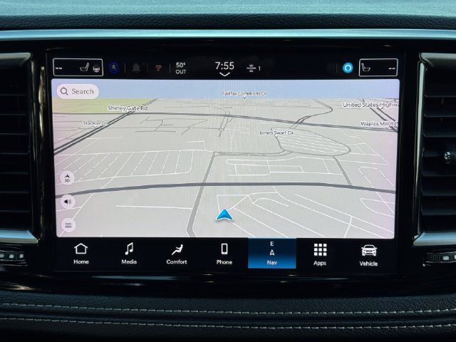 Used 2024 Chrysler Pacifica Limited FWD image 13