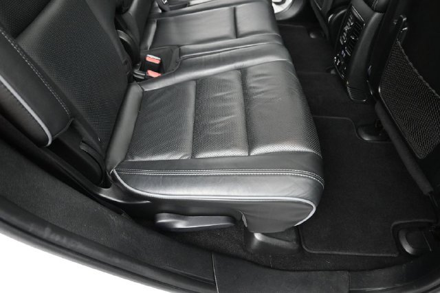 Used 2020 Jeep Grand Cherokee Overland AWD/4WD image 28