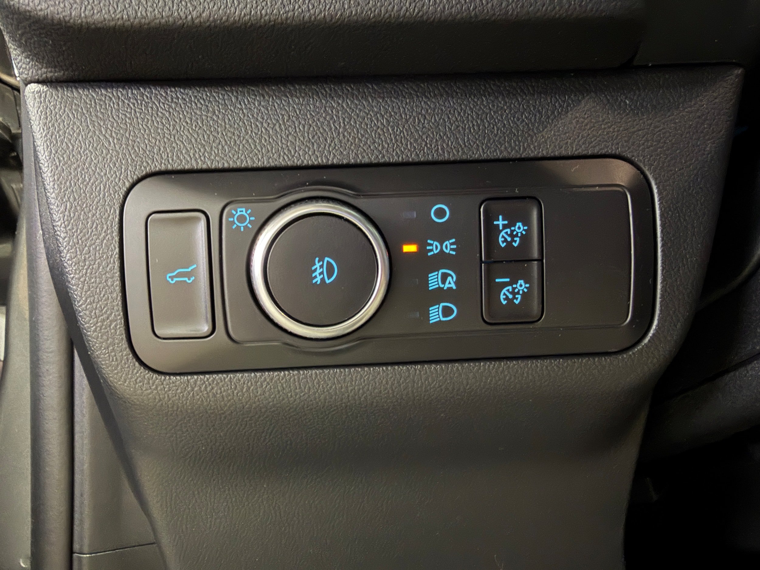 Certified 2025 Ford Escape ST-Line Select AWD/4WD image 15