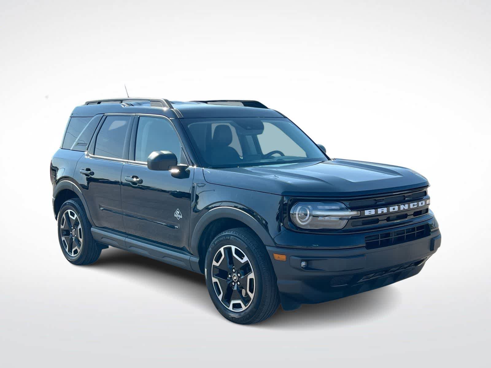Certified 2021 Ford Bronco Sport Outer Banks w/ Outer Banks Package (96D) AWD/4WD image 2