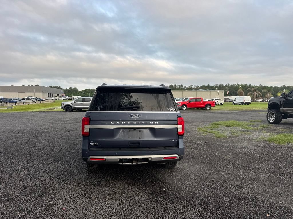 Certified 2022 Ford Expedition Max XLT RWD image 4