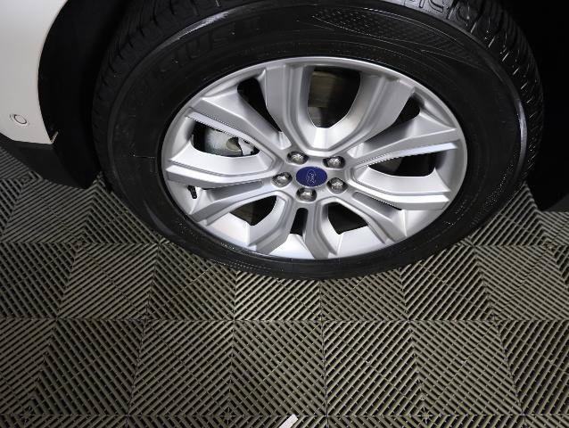 Certified 2020 Ford Edge Titanium w/ Equipment Group 301A AWD/4WD image 39