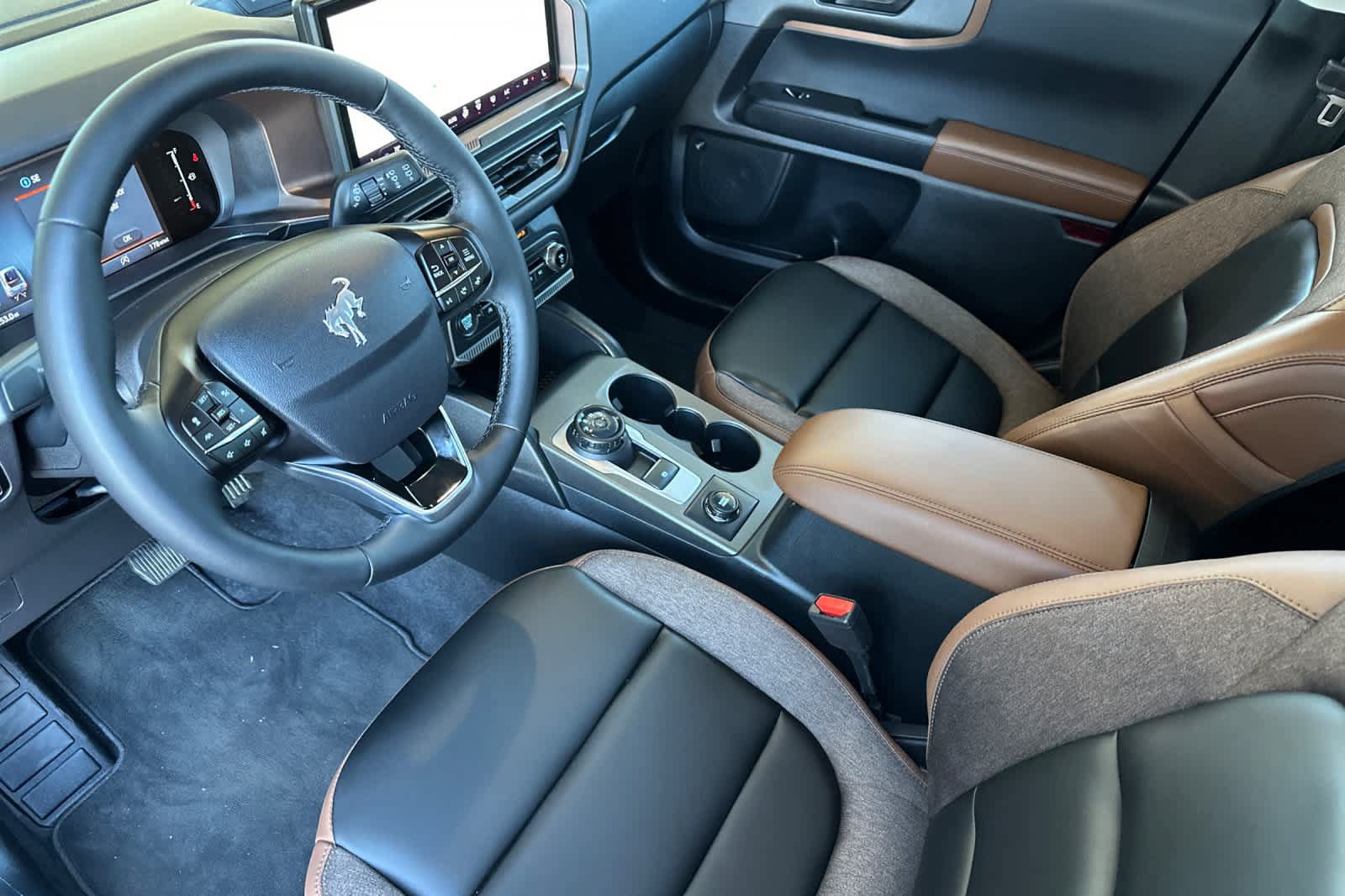 Certified 2026 Ford Bronco Sport Outer Banks w/ Outer Banks Tech Package+ AWD/4WD image 11