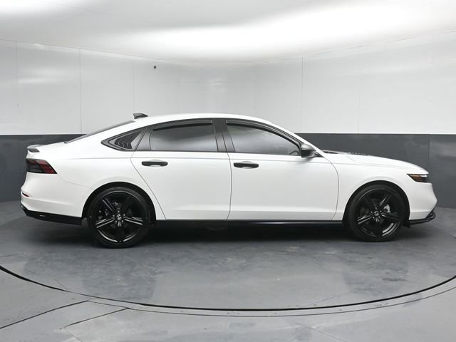 Used 2025 Honda Accord Sport image 8