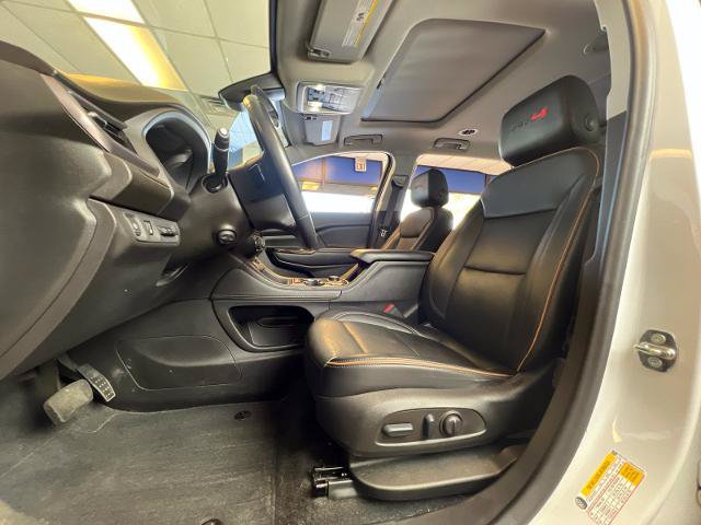 Used 2022 GMC Acadia AT4 AWD/4WD image 9