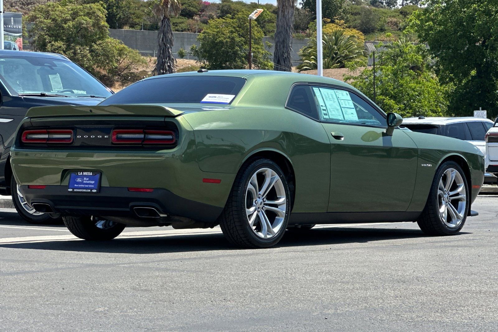 Used 2022 Dodge Challenger R/T RWD image 3