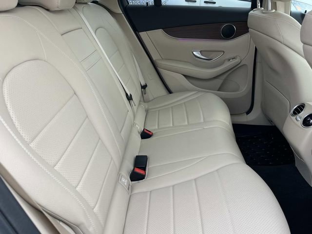 Used 2021 Mercedes-Benz GLC 300 GLC 300 image 24