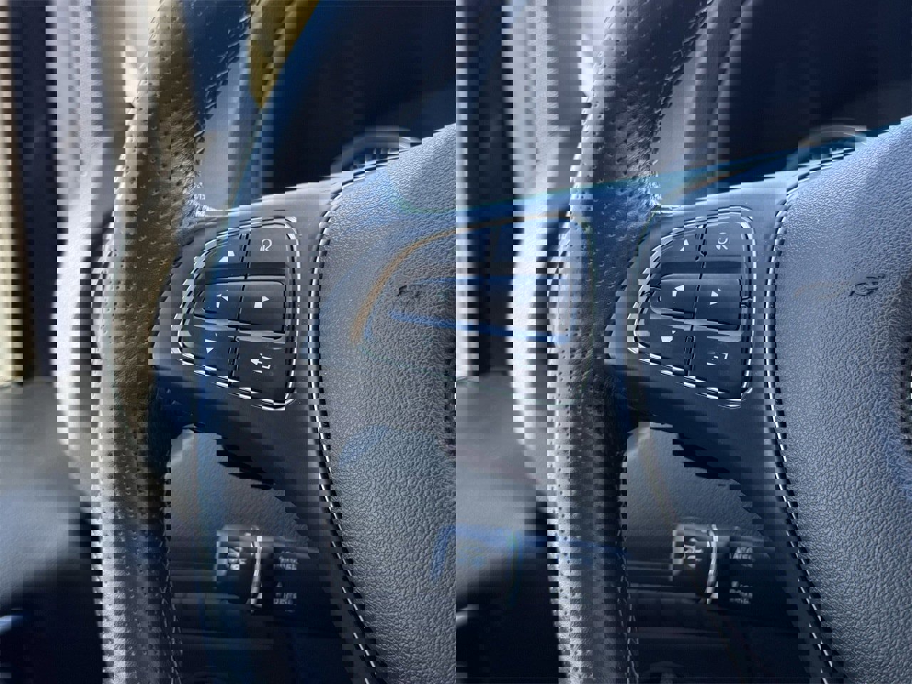 Used 2023 Mercedes-Benz Metris Passenger image 12