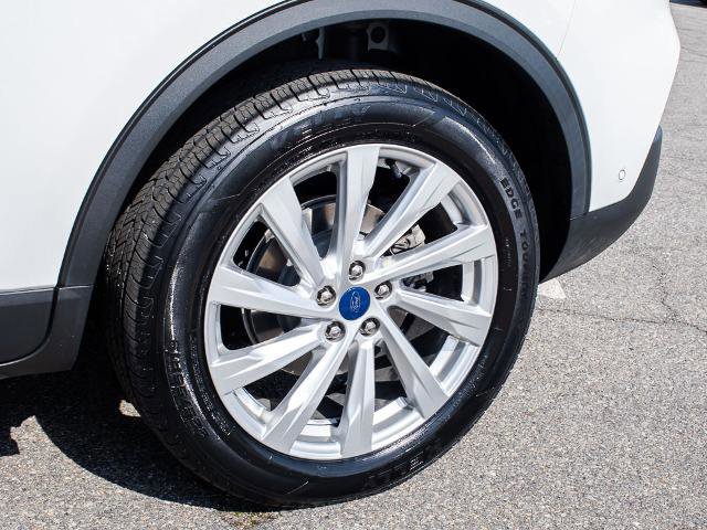 Certified 2022 Ford Escape Titanium w/ Titanium Elite Package image 6