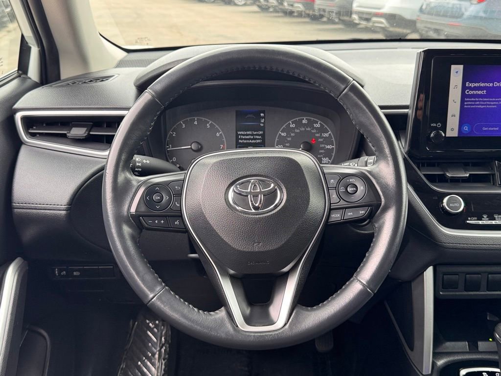 Used 2024 Toyota Corolla Cross LE AWD/4WD image 21
