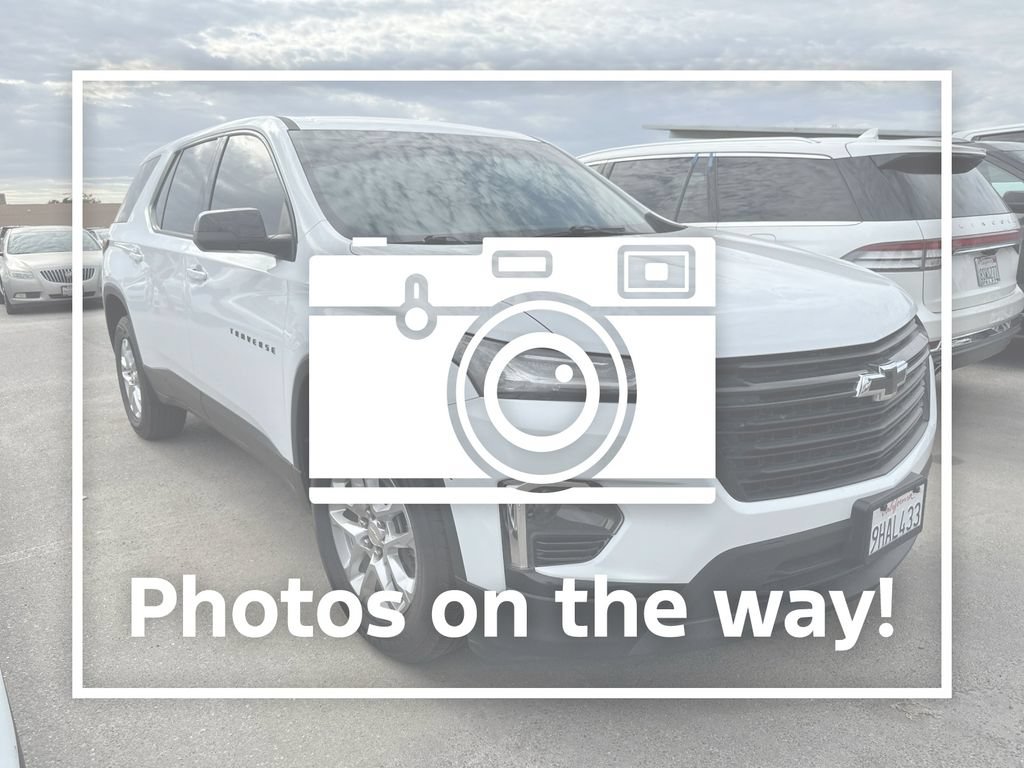 Used 2023 Chevrolet Traverse LS