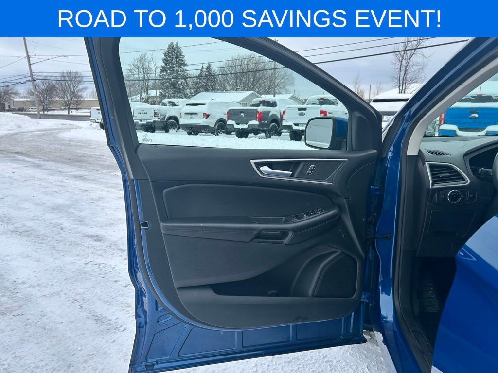 Certified 2023 Ford Edge SEL image 11
