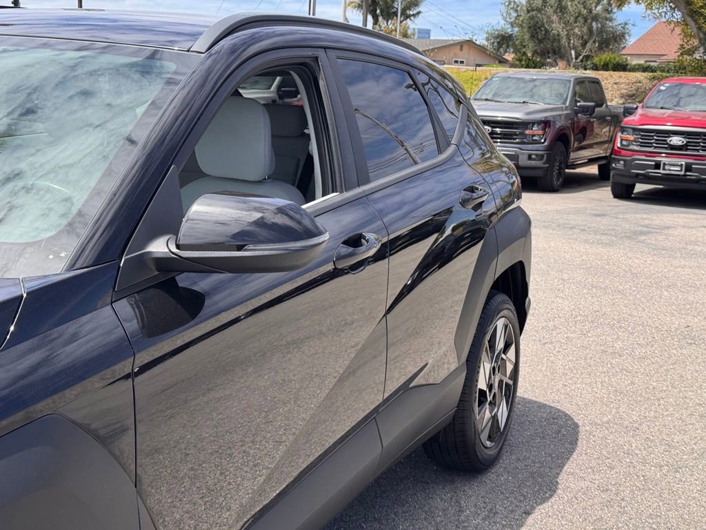 Used 2024 Hyundai Kona SEL AWD/4WD image 9