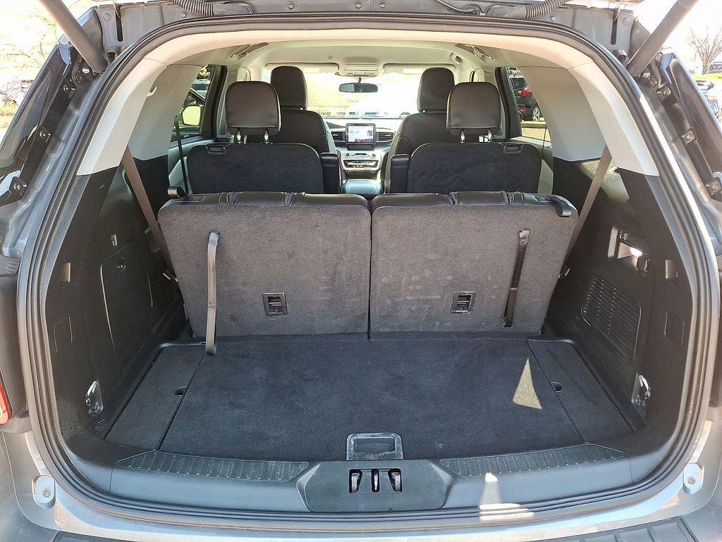 Certified 2023 Ford Explorer XLT w/ Equipment Group 202A image 29