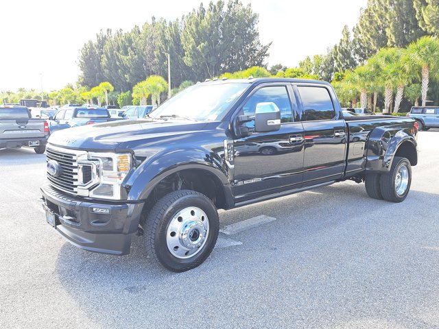 Certified 2021 Ford F450 Platinum w/ FX4 Off-Road Package image 3