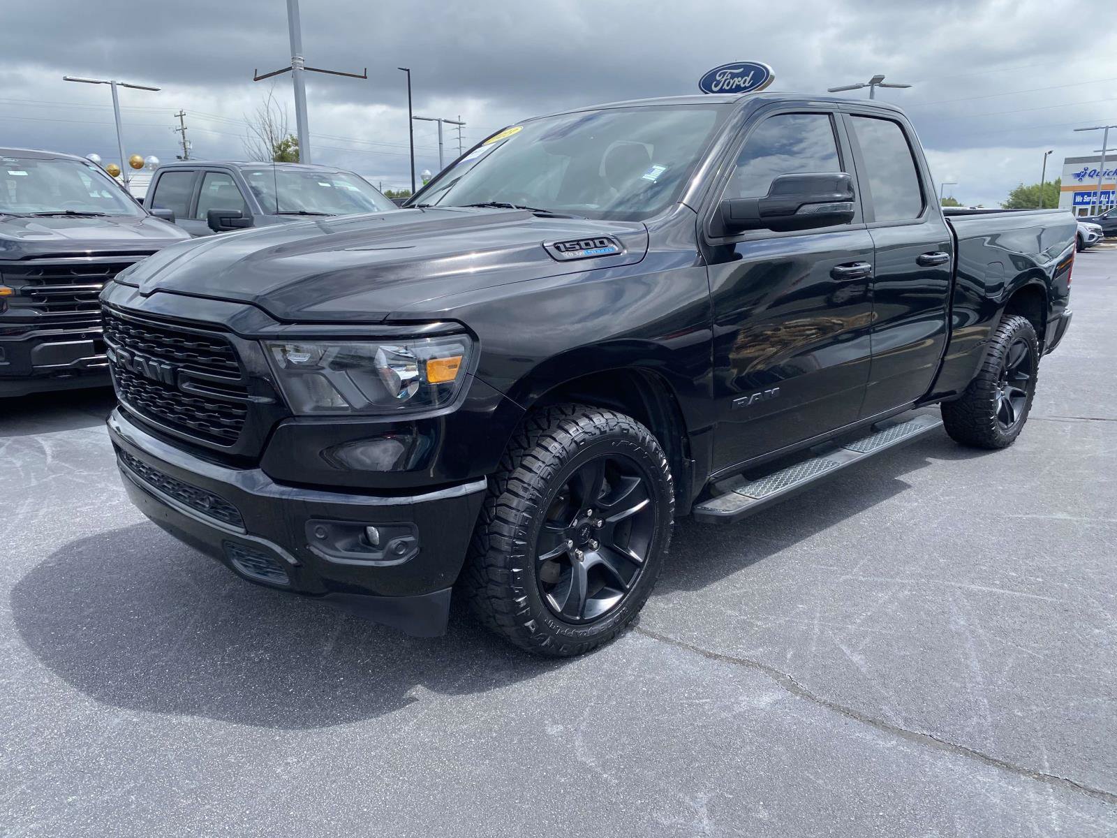 Used 2023 RAM 1500 Big Horn AWD/4WD image 3