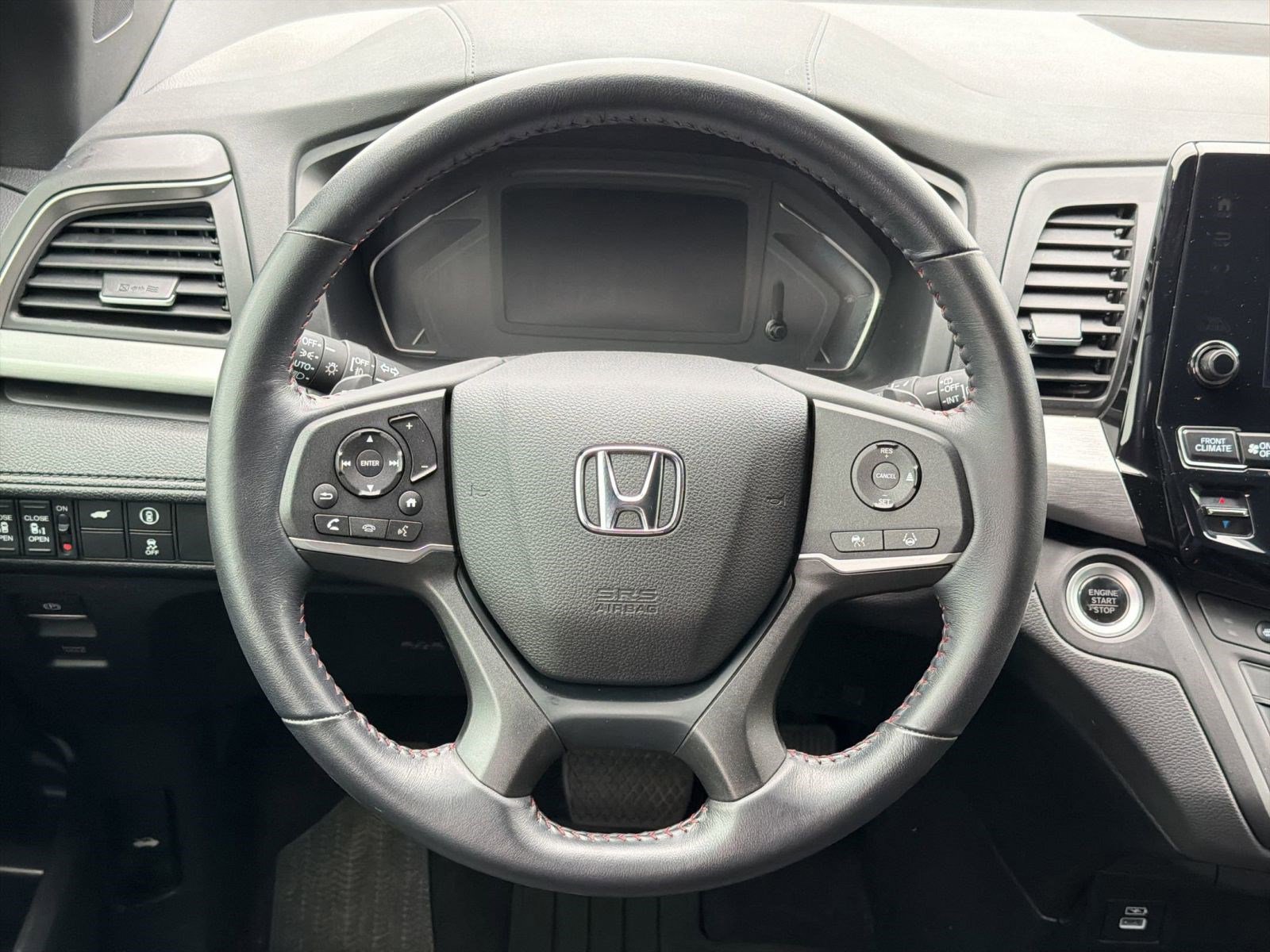 Used 2024 Honda Odyssey Sport image 16
