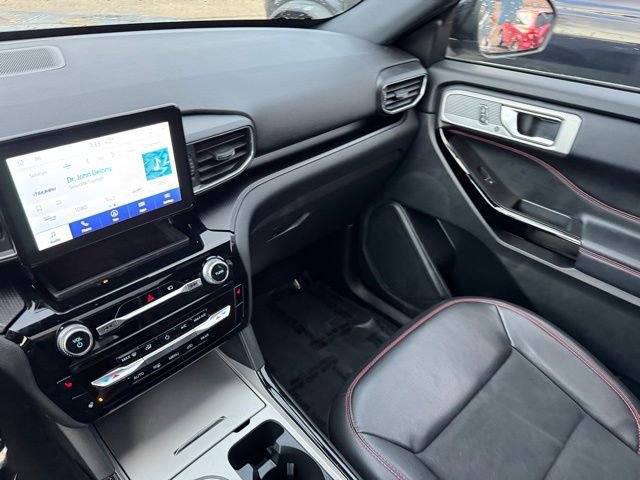 Certified 2022 Ford Explorer ST-Line w/ Class IV Trailer Tow Package image 33