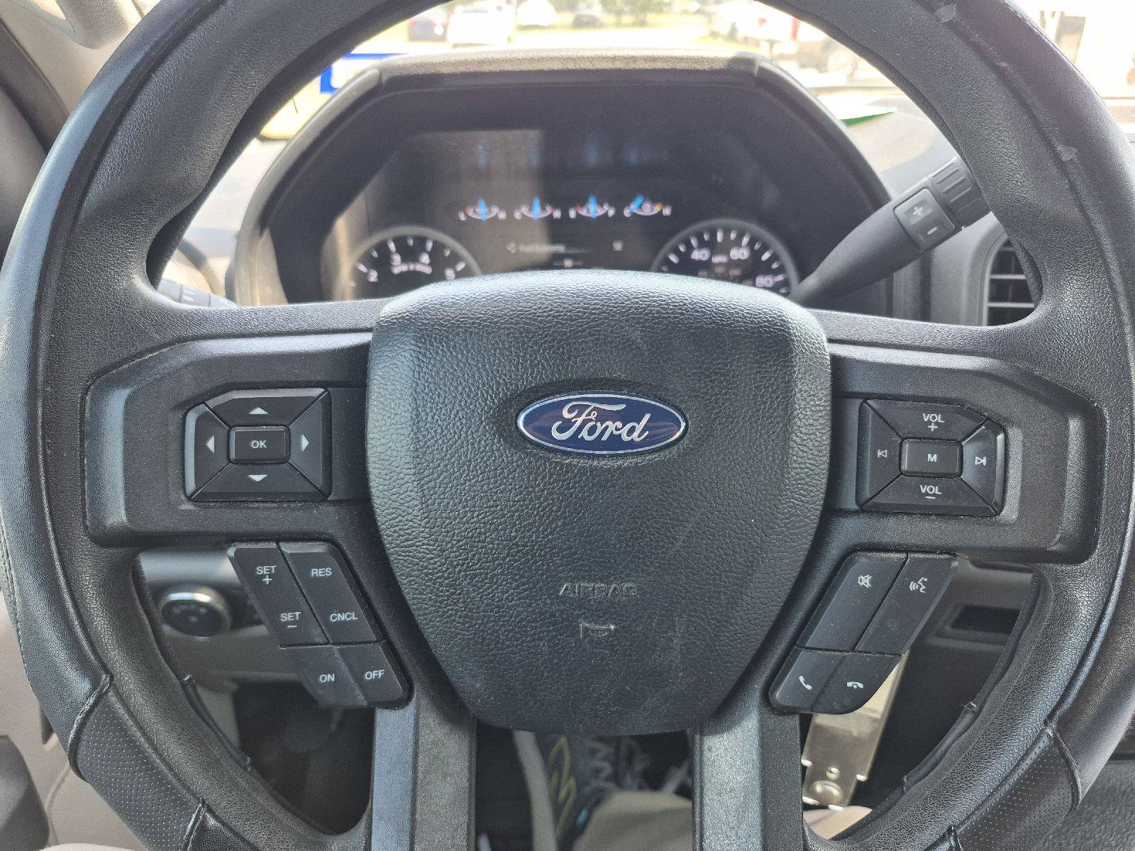 Certified 2020 Ford F250 XL w/ STX Appearance Package AWD/4WD image 6