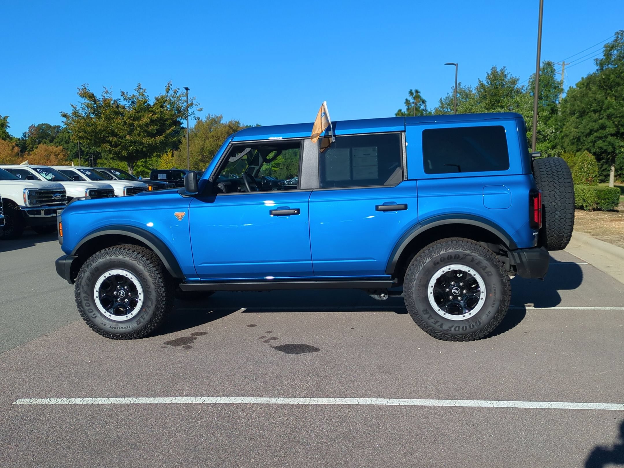 Certified 2026 Ford Bronco Badlands w/ Sasquatch Package AWD/4WD image 7