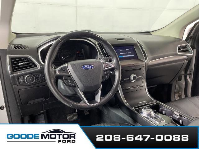 Certified 2019 Ford Edge Titanium image 8
