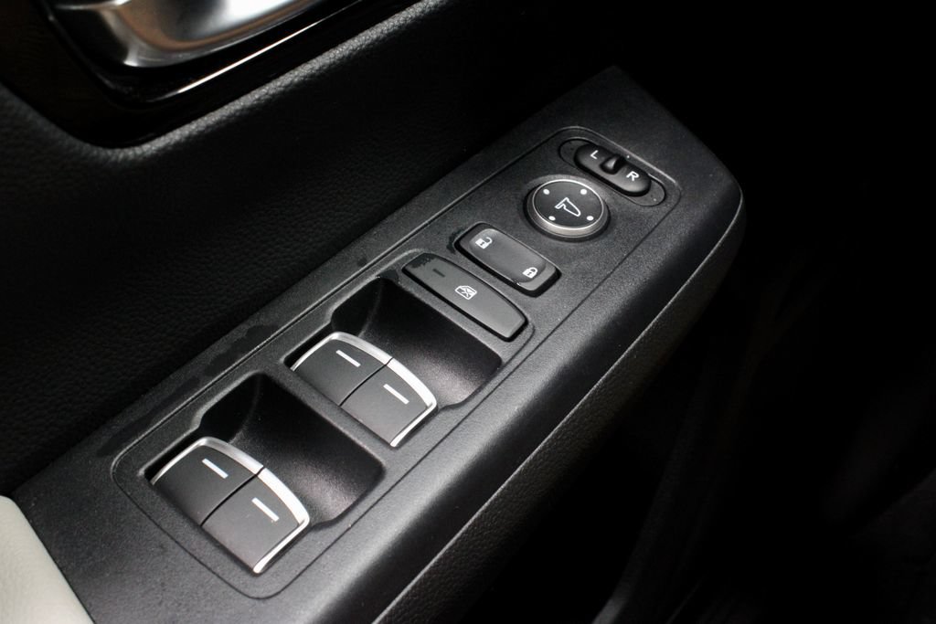 Used 2024 Honda CR-V EX-L image 26
