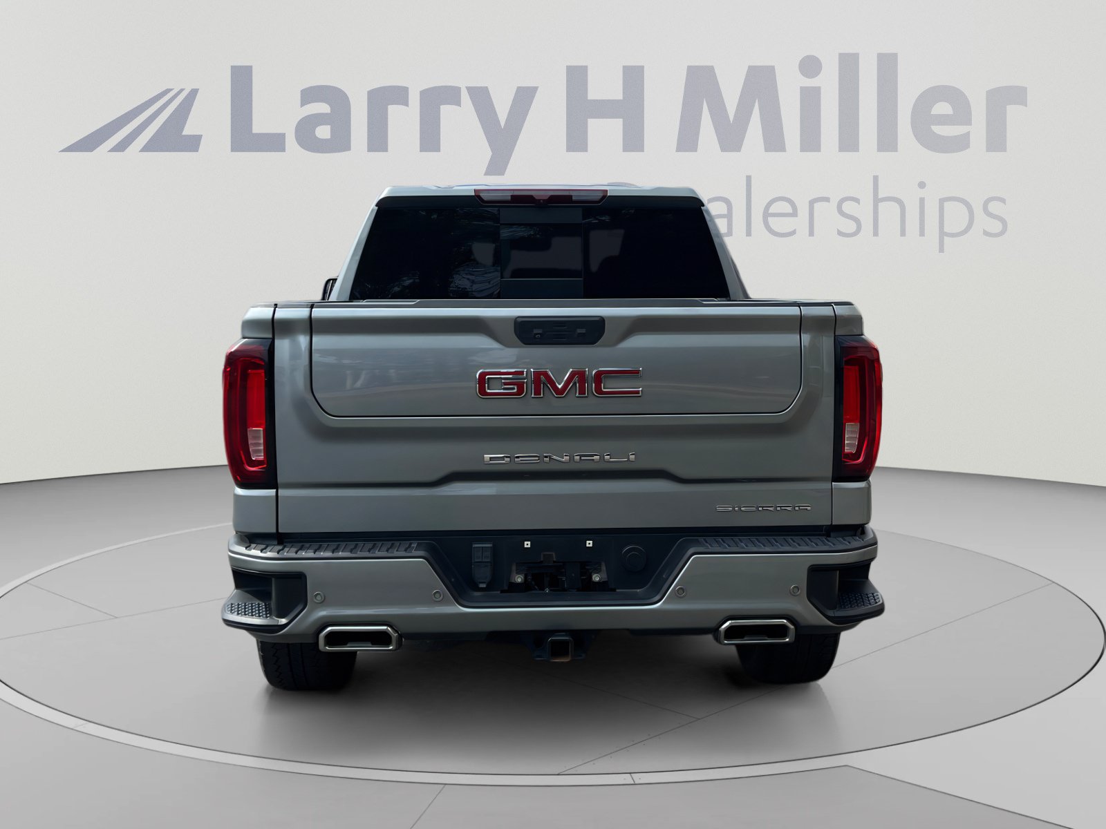 Used 2023 GMC Sierra 1500 Denali AWD/4WD image 4