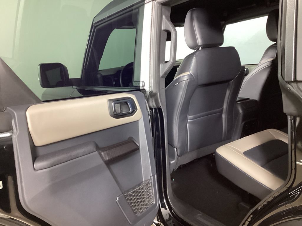 Certified 2024 Ford Bronco Wildtrak AWD/4WD image 28