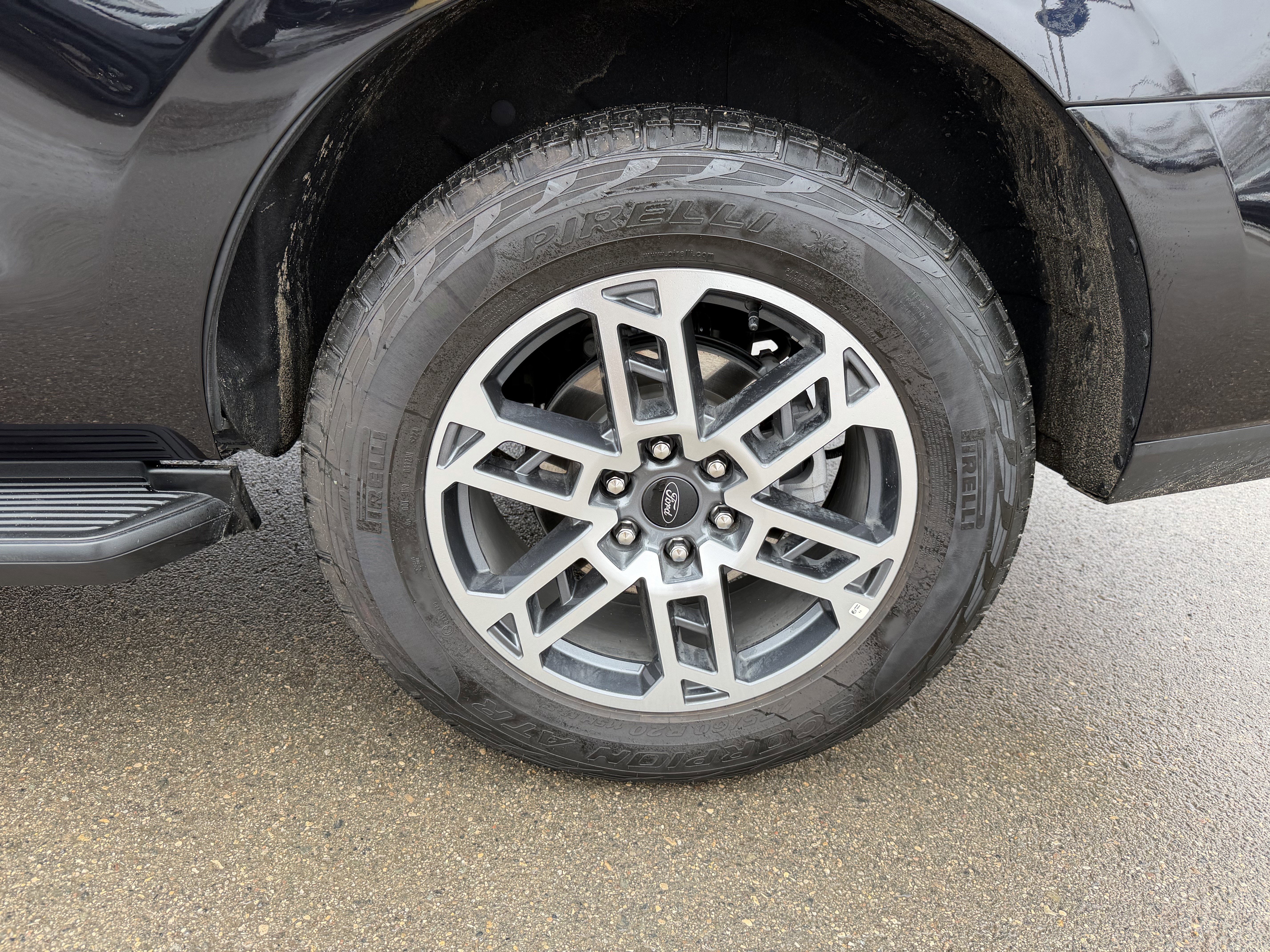 Certified 2025 Ford Expedition Active image 20