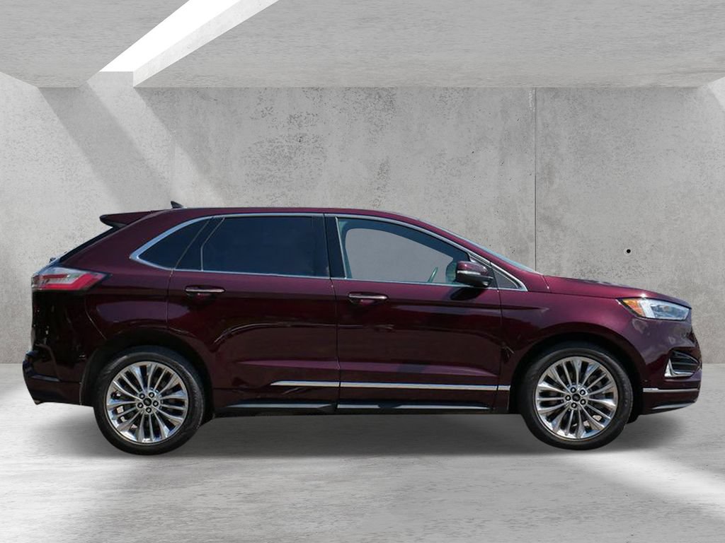 Certified 2022 Ford Edge Titanium w/ Equipment Group 301A AWD/4WD image 2