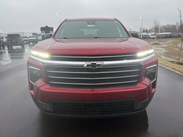Used 2025 Chevrolet Traverse LT w/ Driver Confidence Package image 12