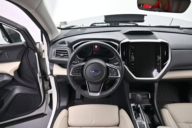 Used 2023 Subaru Ascent Limited AWD/4WD image 23