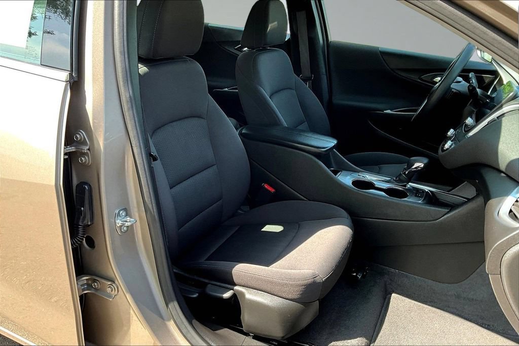 Used 2024 Chevrolet Malibu LT FWD image 27