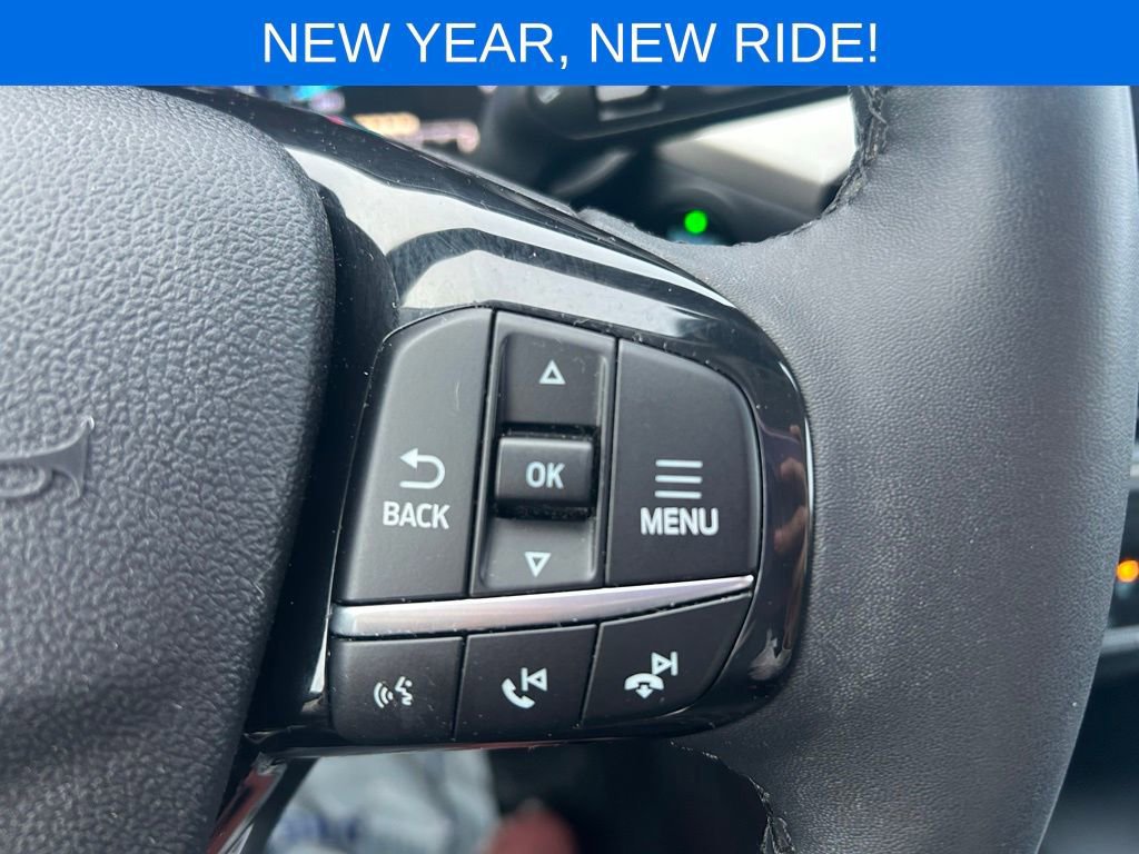 Certified 2022 Ford Escape SEL image 33