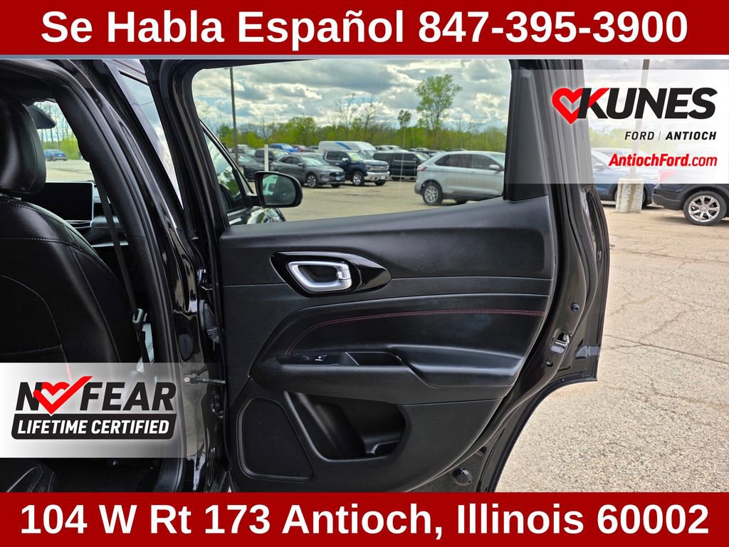 Used 2024 Jeep Compass Trailhawk AWD/4WD image 31