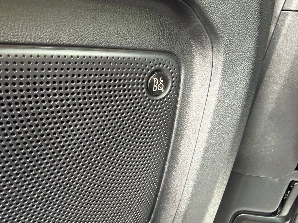 Certified 2023 Ford Escape Platinum w/ Premium Technology Package image 16