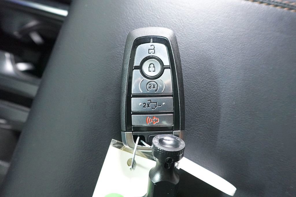 Certified 2023 Ford F150 Raptor image 38