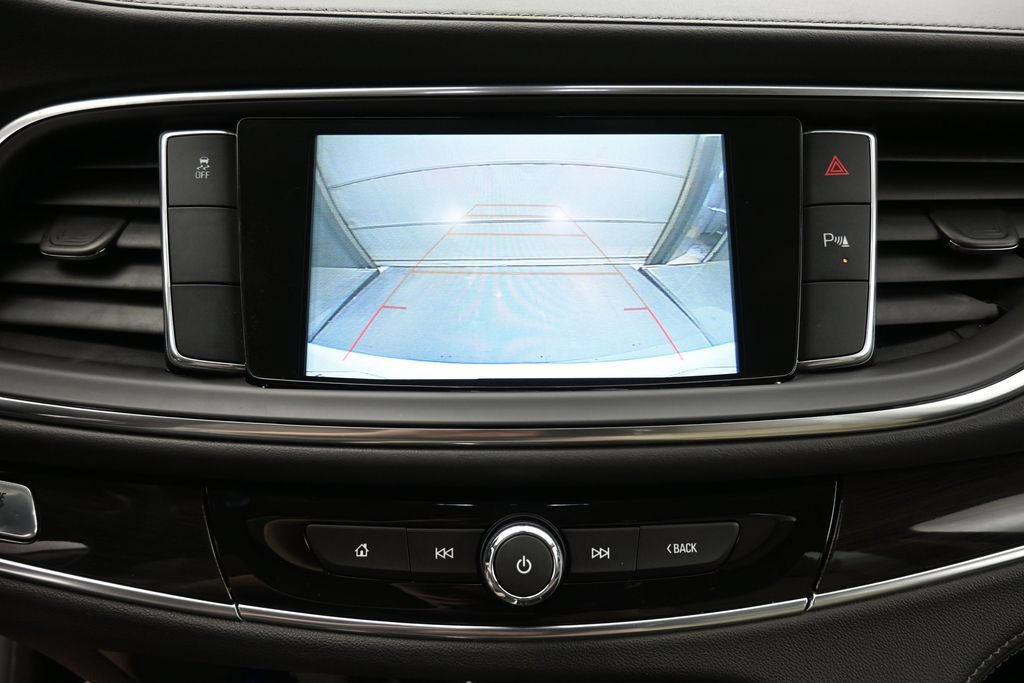 Used 2019 Buick Enclave Essence FWD image 4