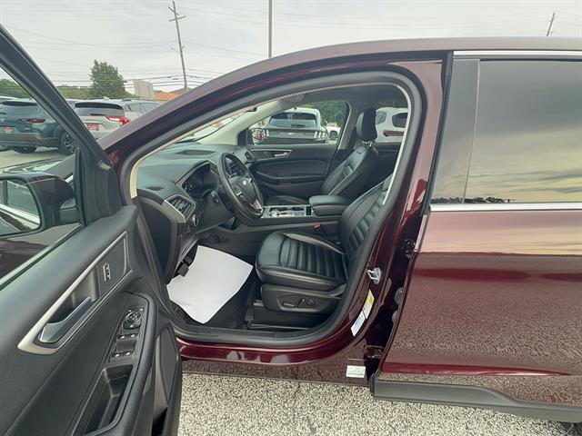 Certified 2023 Ford Edge SEL w/ Convenience Package AWD/4WD image 12