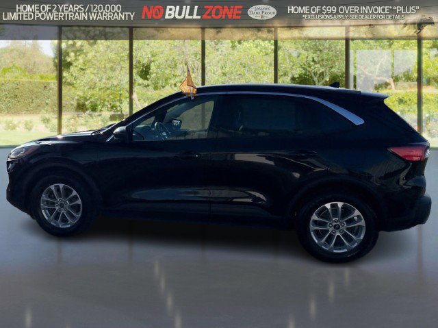 Certified 2021 Ford Escape SE image 2