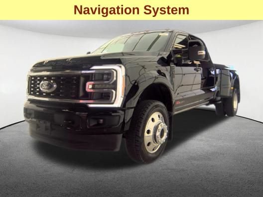 Certified 2025 Ford F450 Platinum w/ FX4 Off-Road Package AWD/4WD image 4