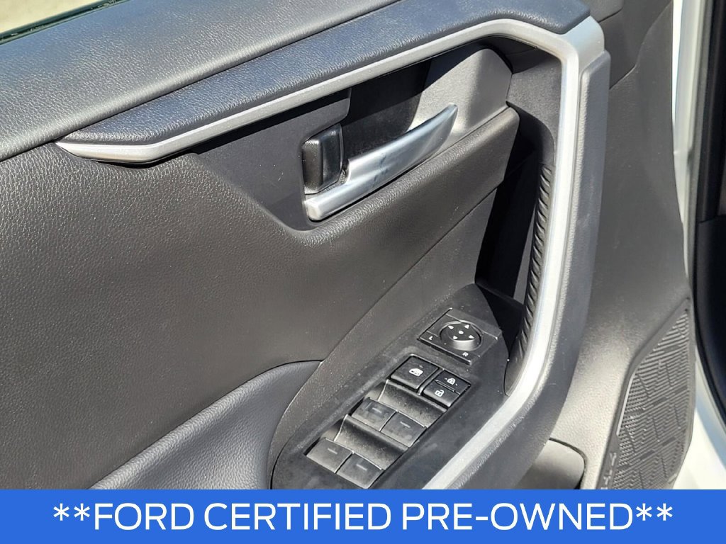 Used 2024 Toyota RAV4 XLE Premium FWD image 19