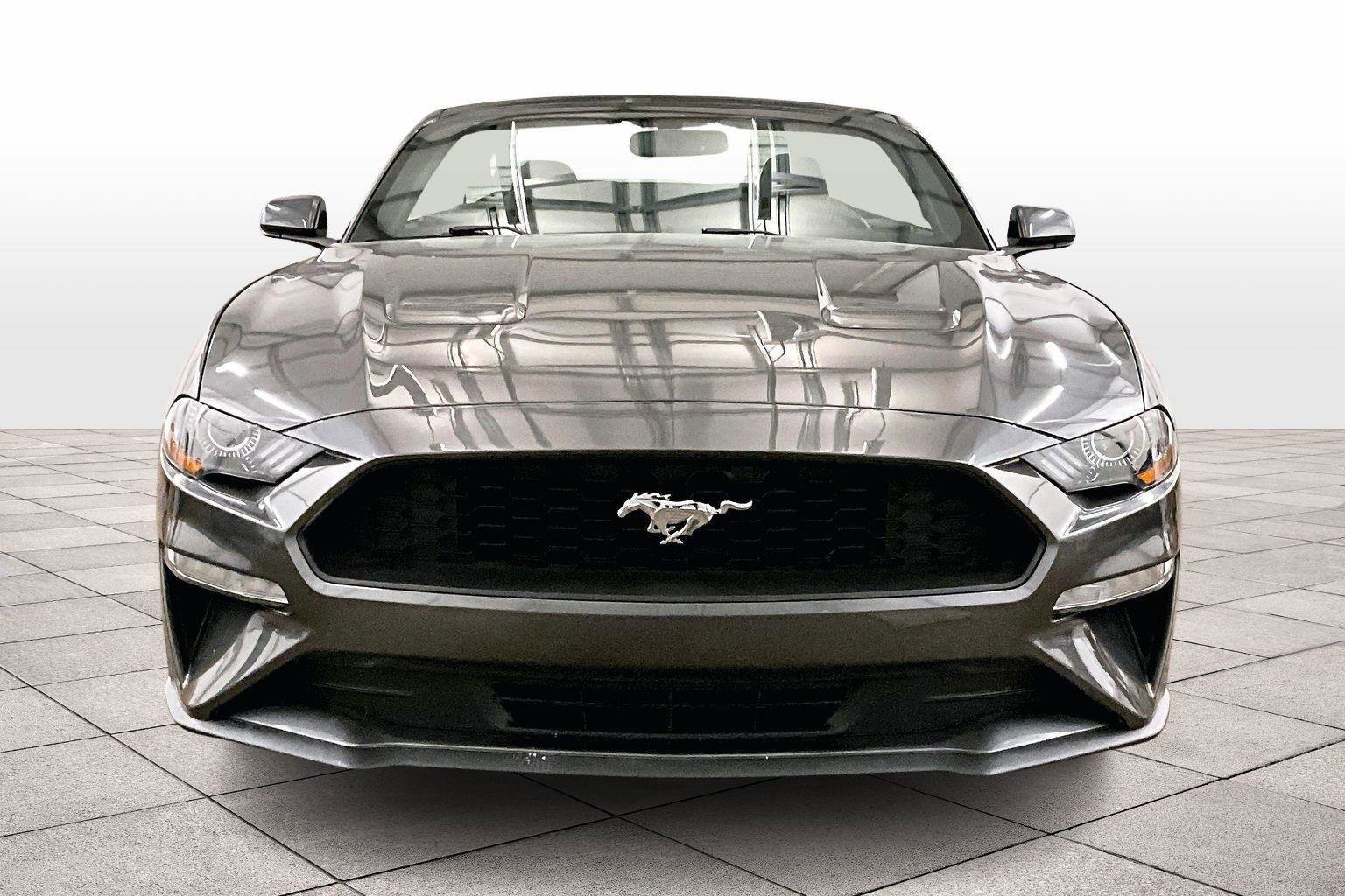 Certified 2019 Ford Mustang Convertible image 6