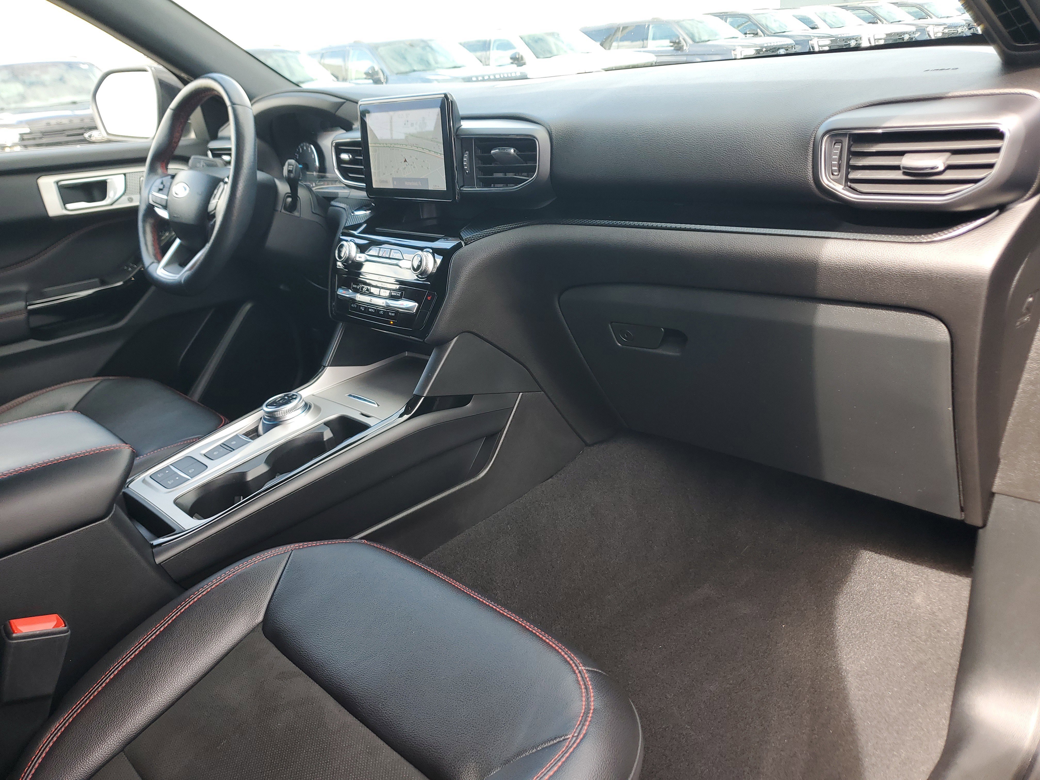 Certified 2023 Ford Explorer ST-Line w/ Class IV Trailer Tow Package RWD image 21