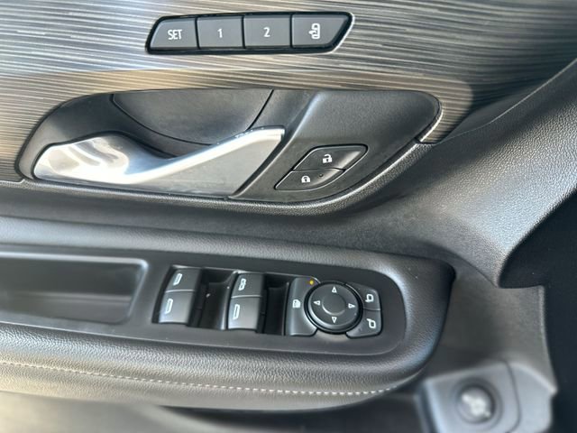 Used 2023 GMC Terrain SLT w/ Elevation Edition image 14