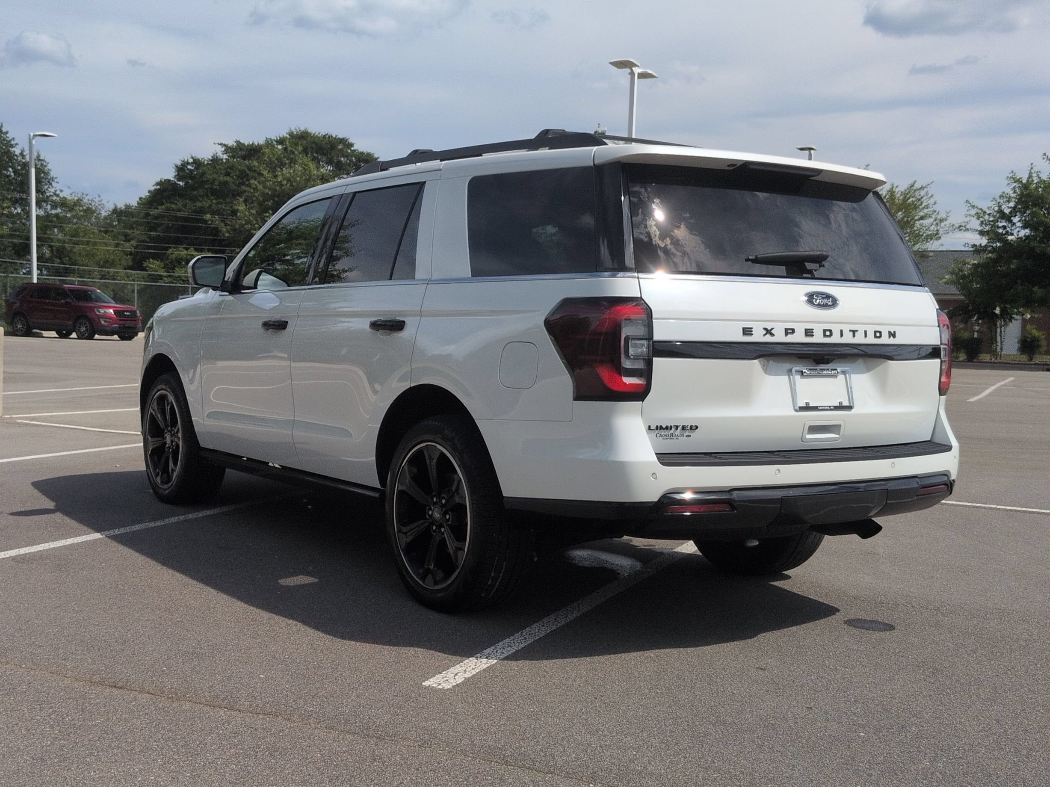 Certified 2024 Ford Expedition Limited AWD/4WD image 6