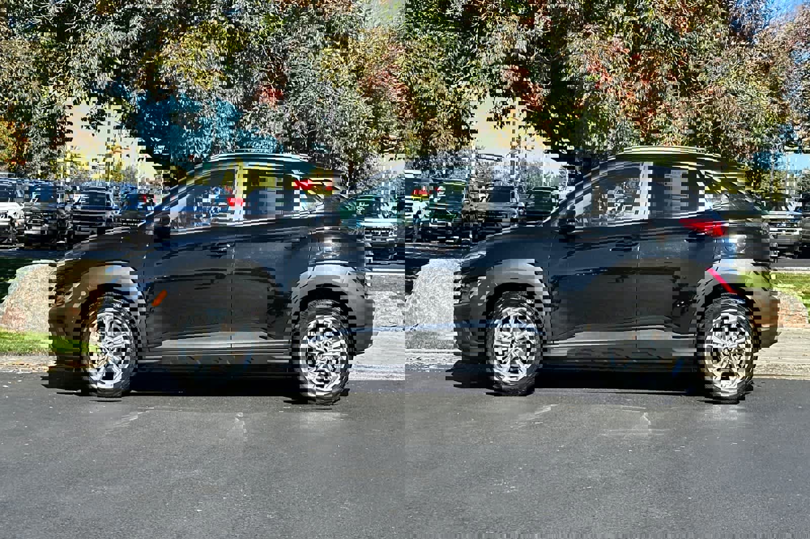 Used 2023 Hyundai Kona SEL w/ Cargo Package image 2