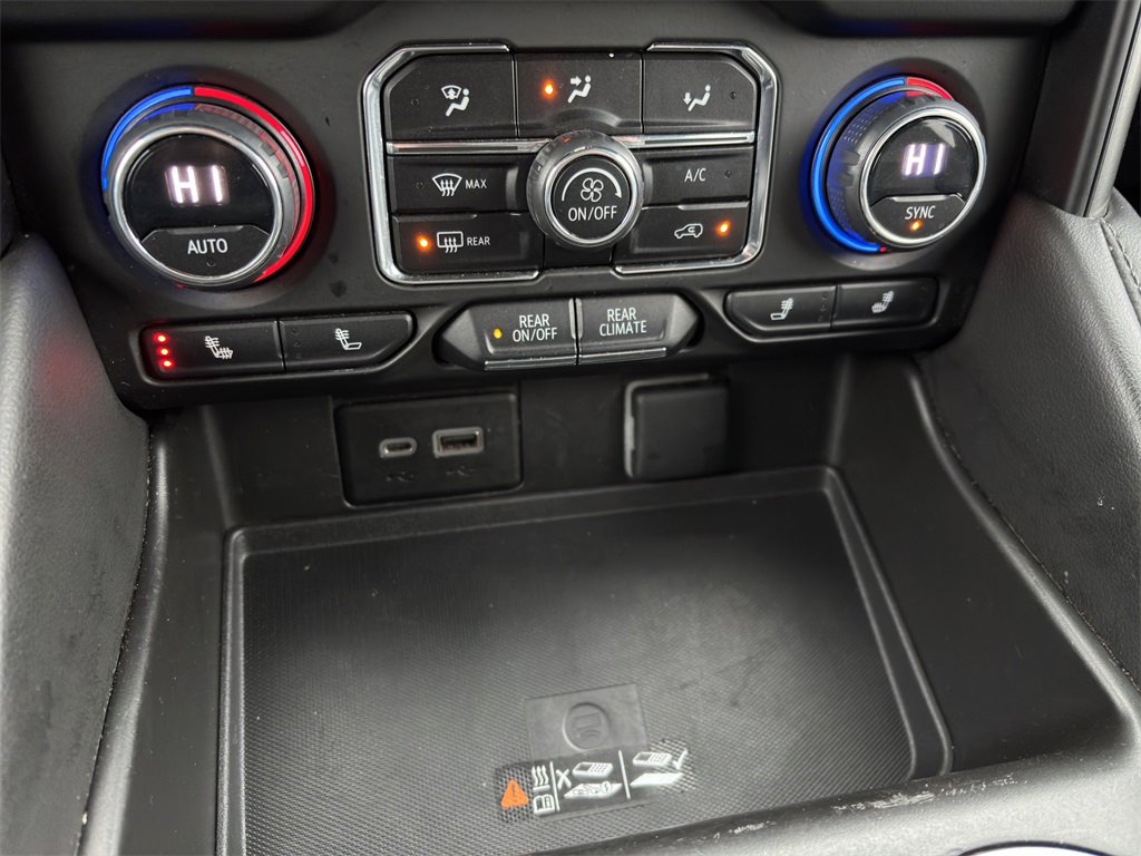 Used 2023 Chevrolet Tahoe LT w/ Luxury Package image 19