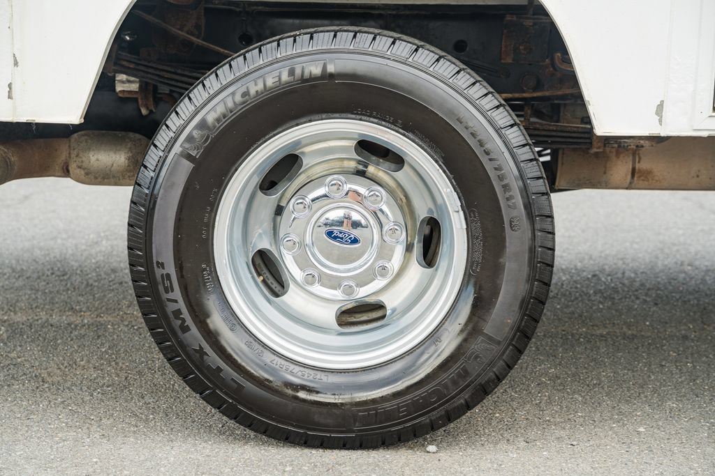 Certified 2021 Ford F350 XL w/ Power Equipment Group AWD/4WD image 14