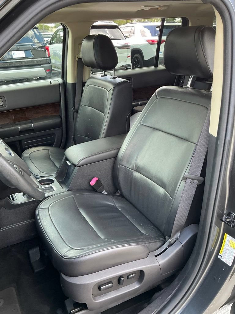 Certified 2019 Ford Flex Limited FWD image 32